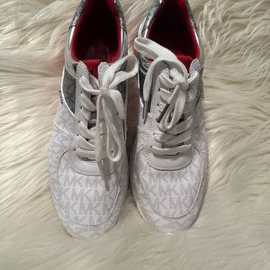 Micheal Kors Allie Trainer Mini Mk Logo PVC